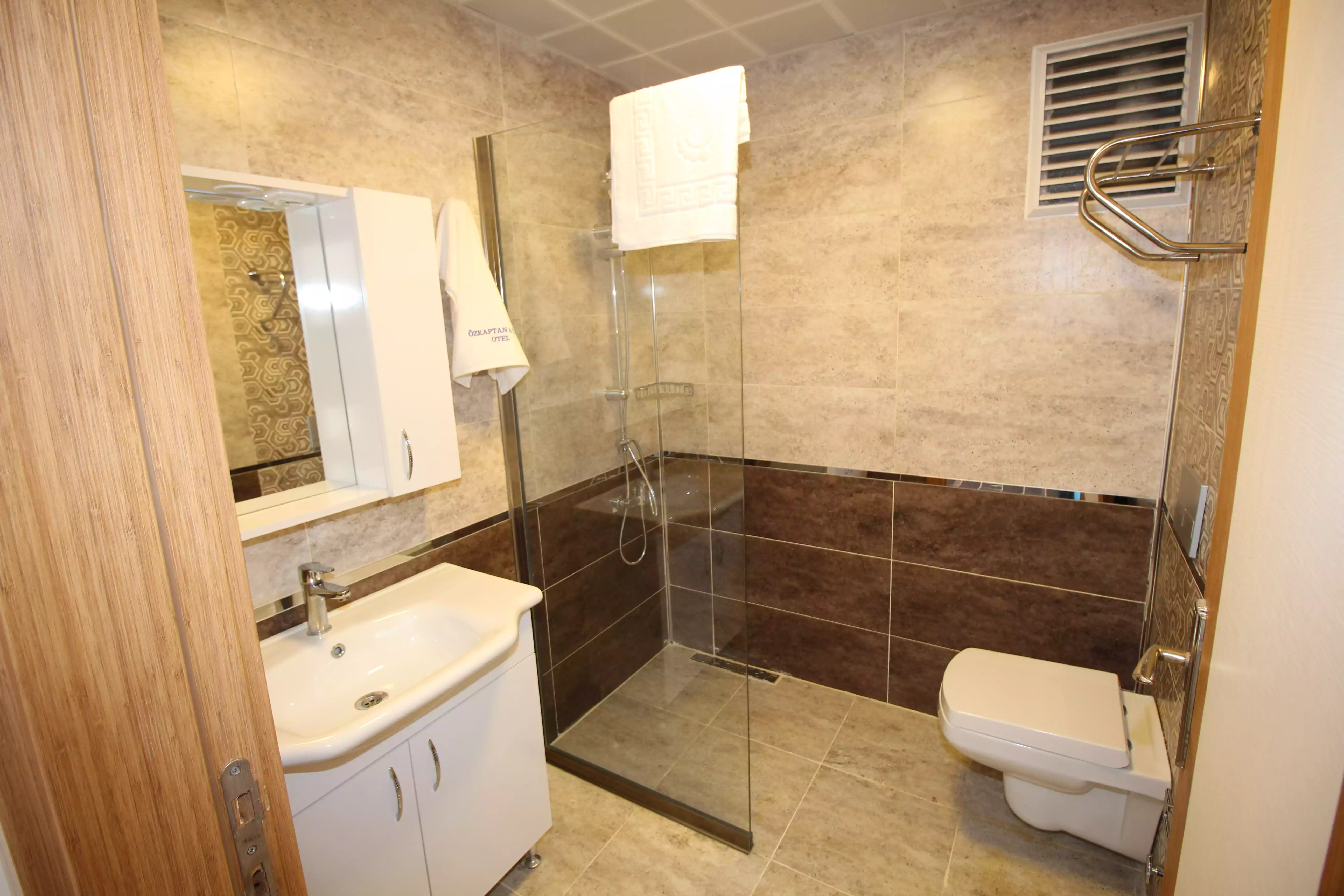 Standart Aile Odası